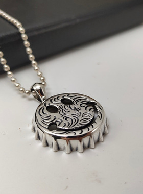 笑脸吊坠复古个性酒瓶盖项链挂件