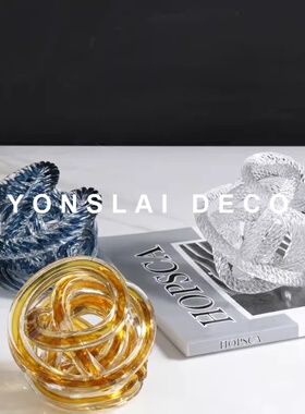 艺术风琉璃麻团样板房间结婚礼物