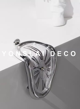 现代轻奢创意时钟挂钟摆件书房书架样板房博古架软装饰品艺术摆设