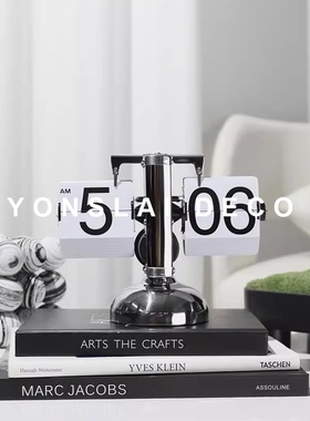 时钟摆件客厅桌面机械装饰品