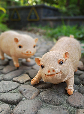 阳台卡通小猪合成树脂