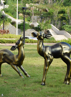 铜鹿户外仿真动物玻璃钢