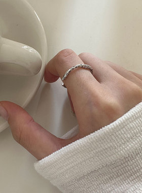 新款s925莫比乌斯环纯银戒指女简约涂鸦港风时髦开口设计复古指环