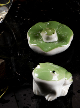 新中式陶瓷青蛙漂浮水面摆件假山