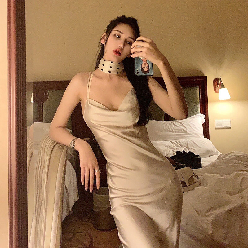 缎面夏季高端优雅露背礼服裙连衣裙 裙踪魅影连衣裙