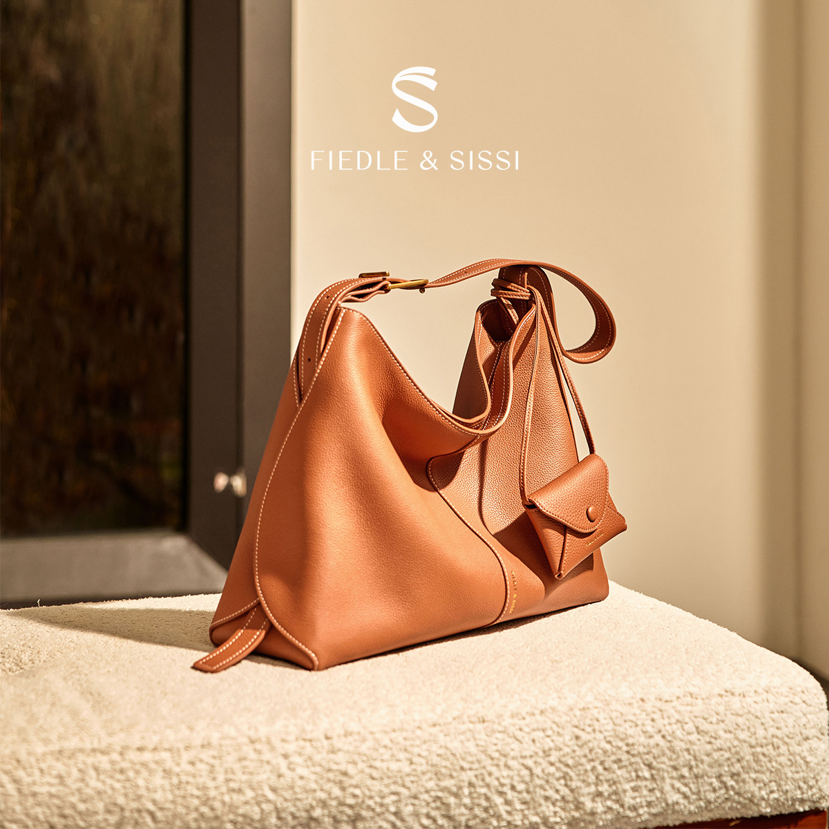 fiedlesissi/菲德茜茜围裹hobo托特包女斜挎包大容量单肩包通勤包,淘宝优惠券,粉丝福利购,淘宝优惠卷