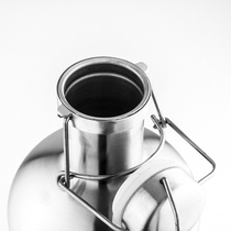 Nordic 304 Stainless Steel Small Wine Pot Thickened Home Carry-on outdoor portable bottle with large capacity 1000ml