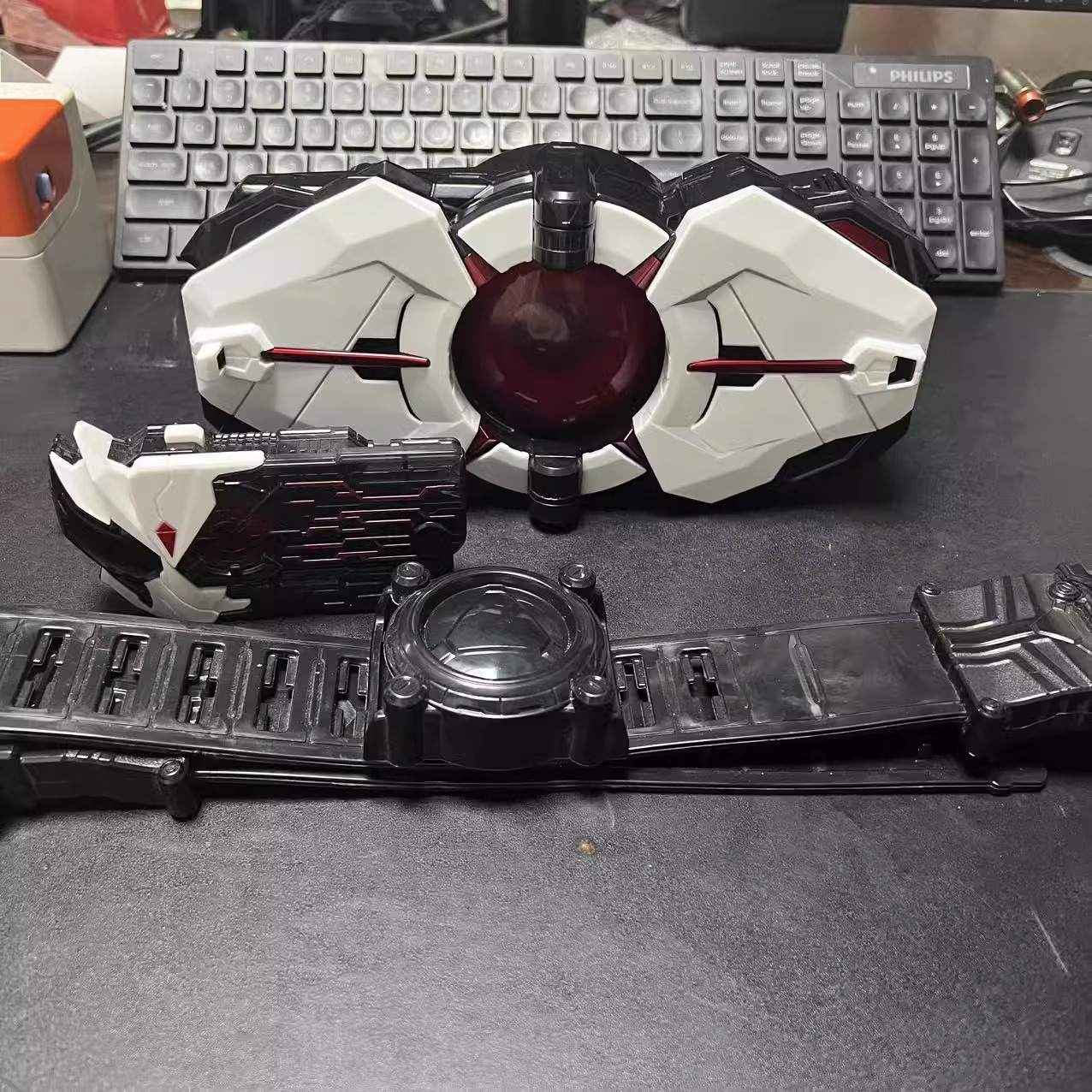 假面骑士亚克驱动器01腰带变身千骑密钥红黑DX改装带ARK国产零一 - 图3