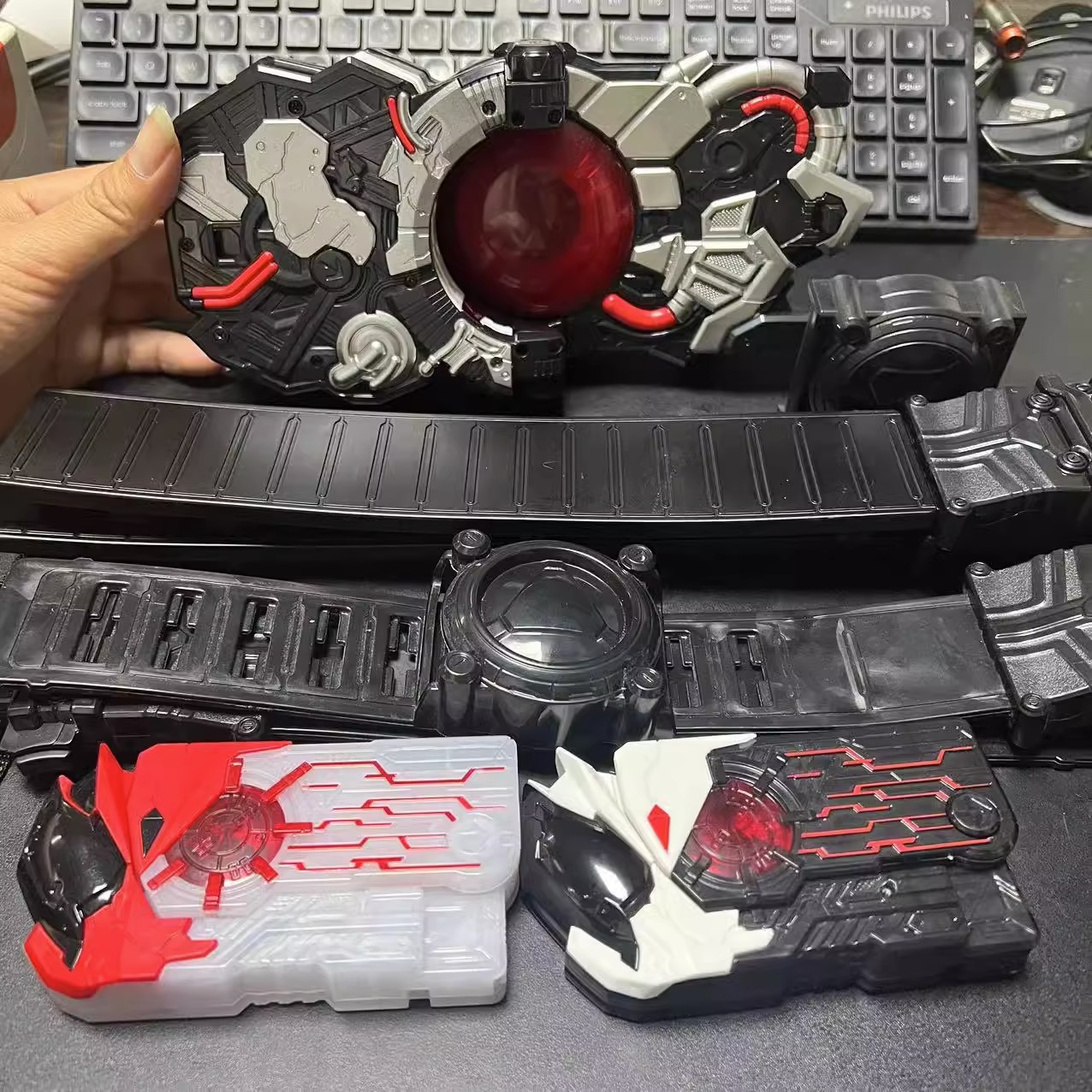 假面骑士亚克驱动器01腰带变身千骑密钥红黑DX改装带ARK国产零一 - 图0