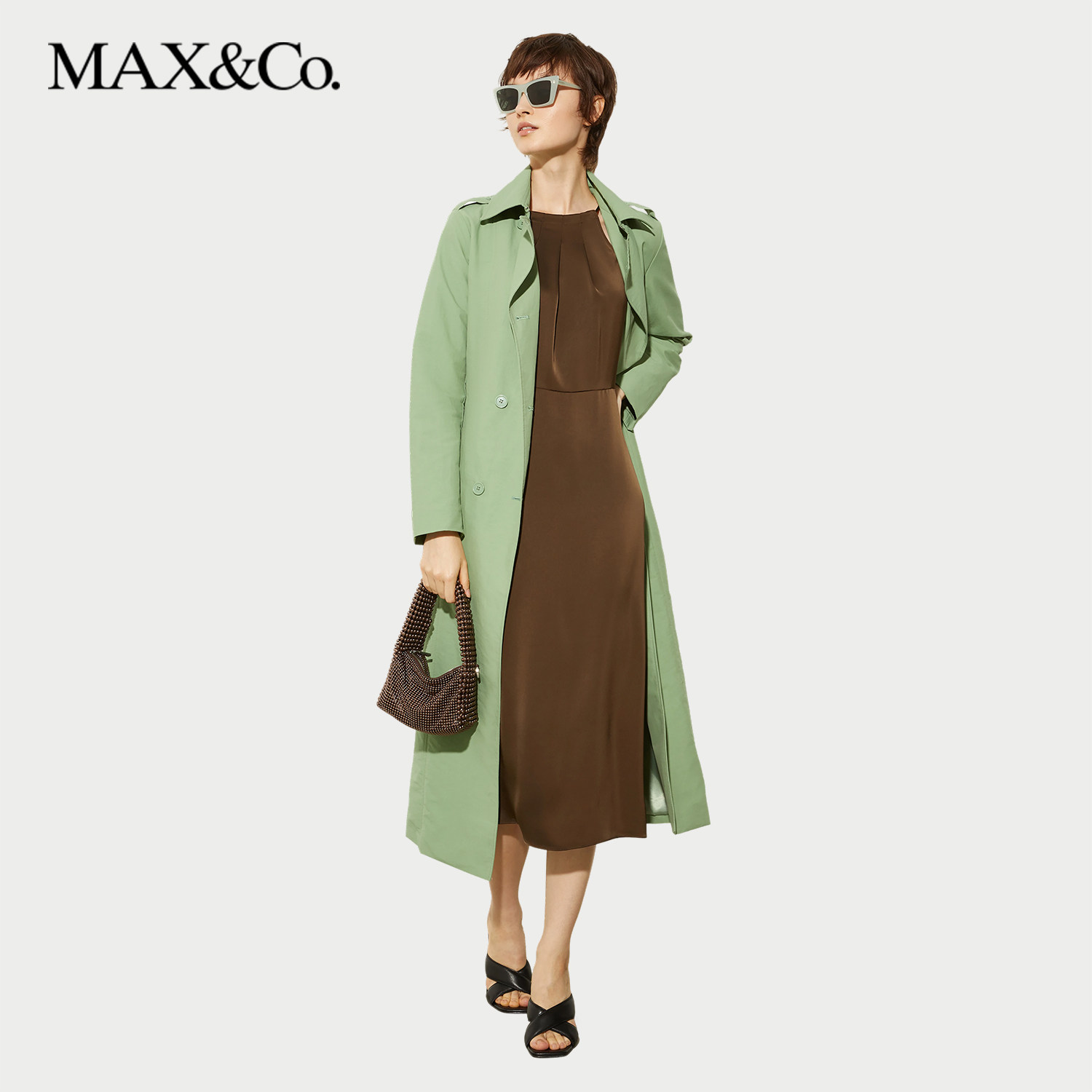 【甄选惠享】MAX&Co.2025春夏H型缎面挂脖领连衣裙6221125402