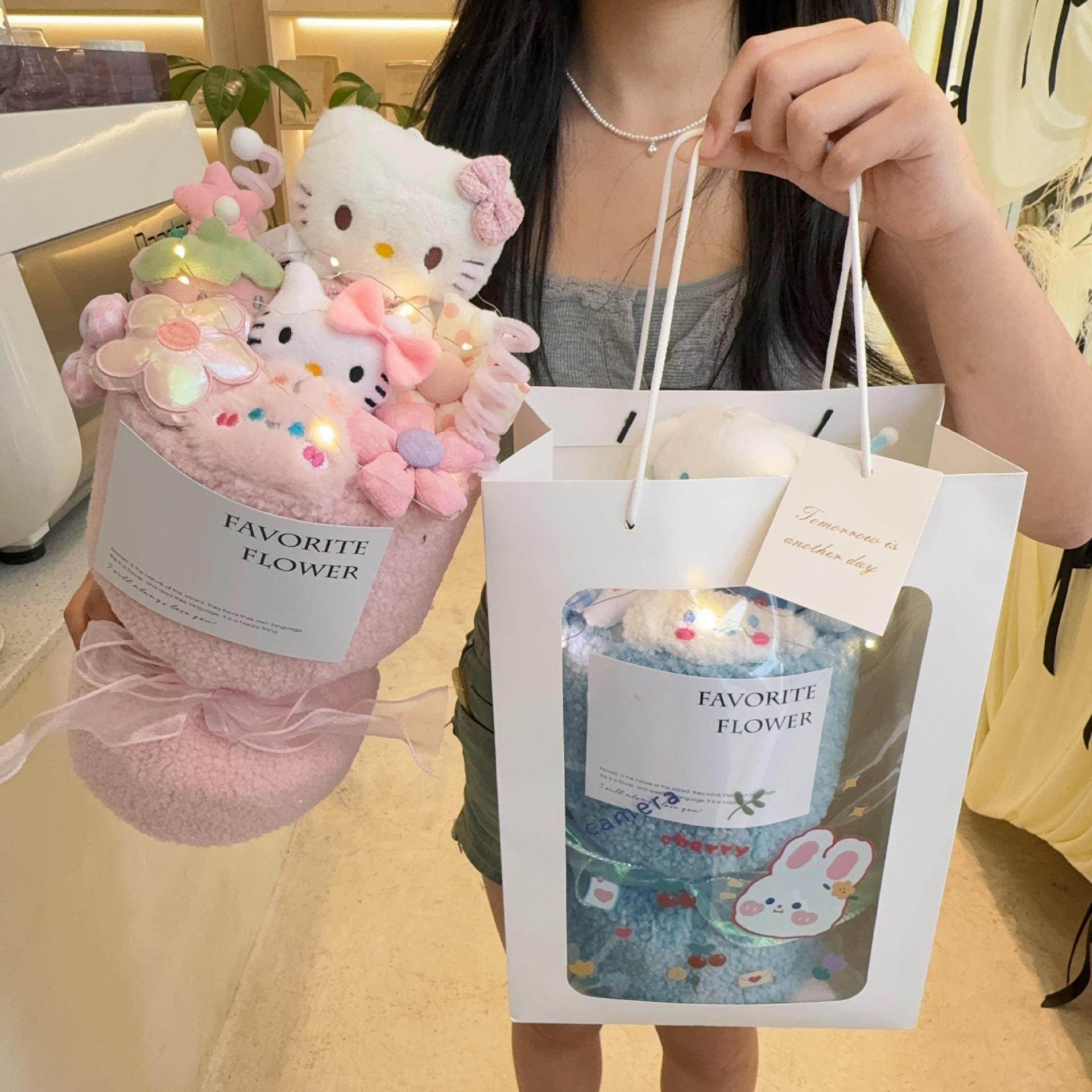 情人节礼物卡通创意成品玩偶花束七夕摆摊小礼物送女友生日礼物