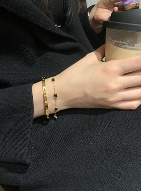 钛钢不掉色ins潮小众高级感轻奢金色方糖祖母绿百搭精致手链女夏