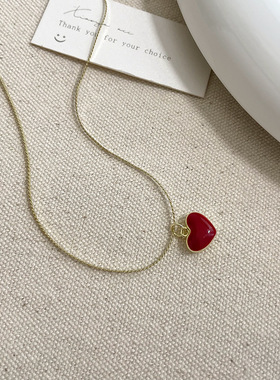 红色爱心钛钢项链女气质感小红心锁骨链桃心吊坠女2023年新款