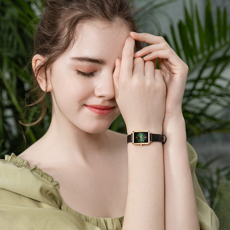 宾爵女表小烟熏轻奢小方表石英表高级气质腕表小众精致知性小绿表 - 图0