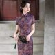 Sister Fang's live broadcast benefit shoots cheongsam modified daily dress
