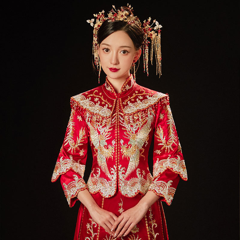 秀禾服新娘2021年新款夏季中式婚纱 宠束旗袍