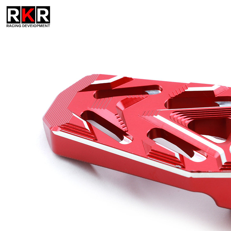  倩羽菲车品摩托车脚踏板