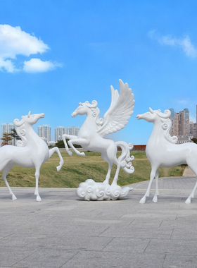 2026迎春骏马雕塑秋千造型