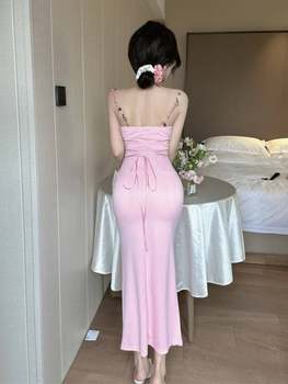 Sweet hottie pink suspender dress French slim fit hip-hugging long skirt women's summer 2024 new sexy skirt