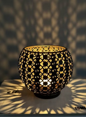 跨境欧式球型烛台镂空摩洛哥灯光节日复古装饰做旧家居工艺品摆件