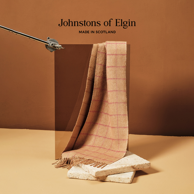 【618抢购】Johnstons of Elgin千鸟格双面英伦纯羊绒围巾礼盒 - 图2