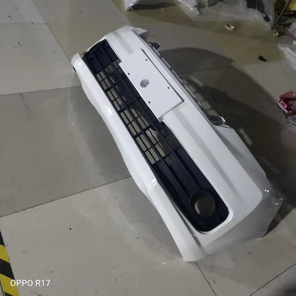 适用于东风风光330S保险杠前杠包围护杠330S汽车配件原装品质烤漆