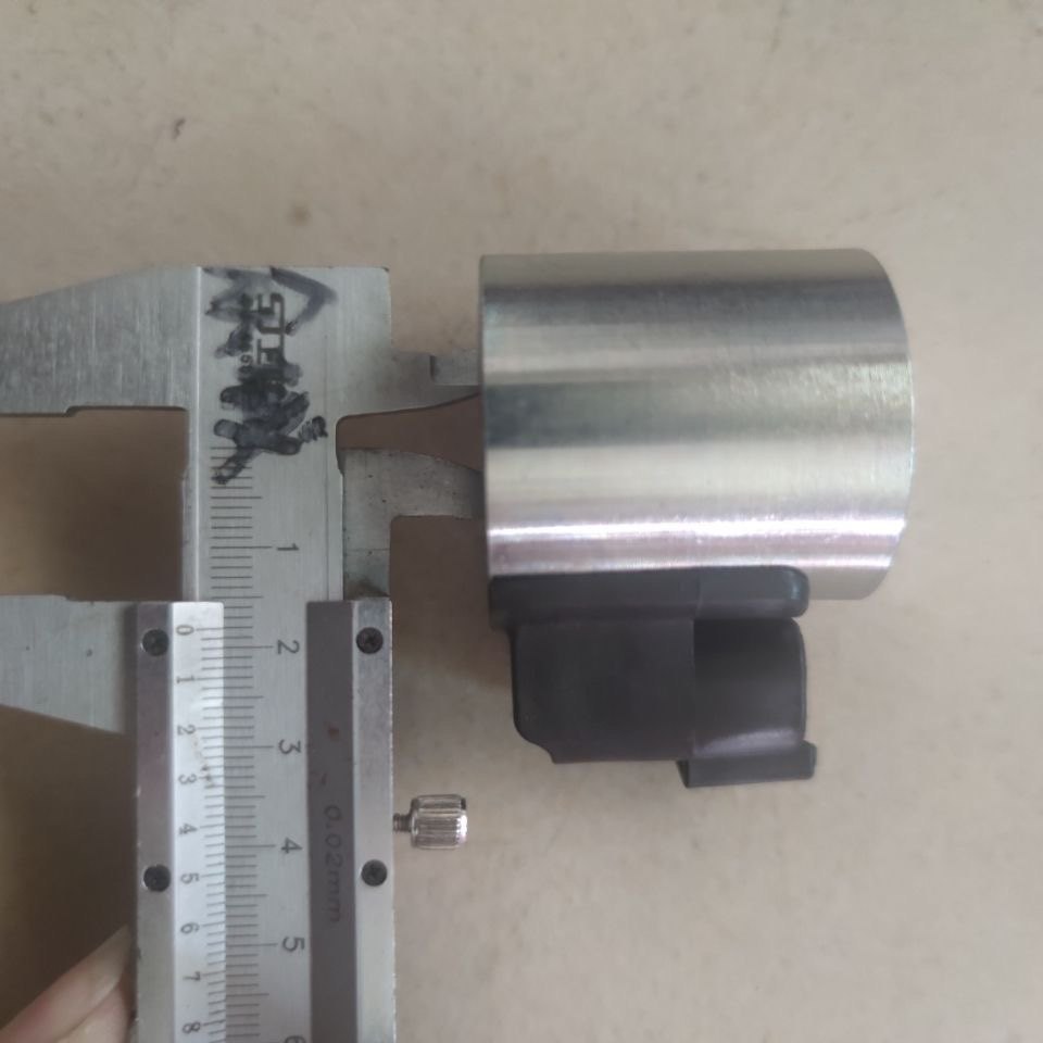 新源轮式挖掘机配件65-75先导油源阀电磁阀行走电池阀线圈24V液压,淘宝优惠券,粉丝福利购,淘宝优惠卷