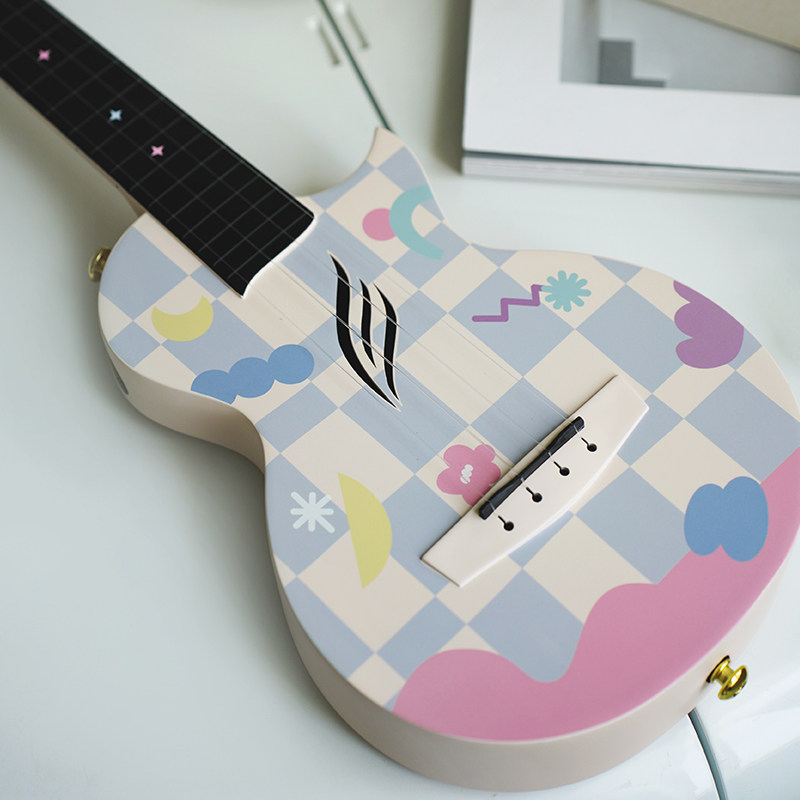 白熊恩雅nova u芝芝蓝莓碳纤维乐器 白熊乐器尤克里里/小吉他