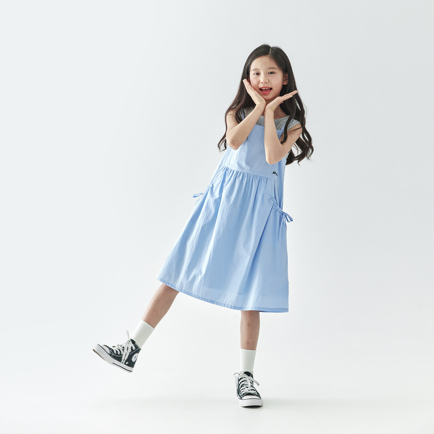 棵初2025年夏新款蝴蝶结宽松吊带连衣裙女童可叠穿海边漫步长裙,淘宝优惠券,粉丝福利购,淘宝优惠卷