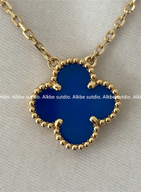 Alkbe sutdio 18k蓝玛瑙四叶草项链女镭射颈链红玉髓白贝母锁骨链
