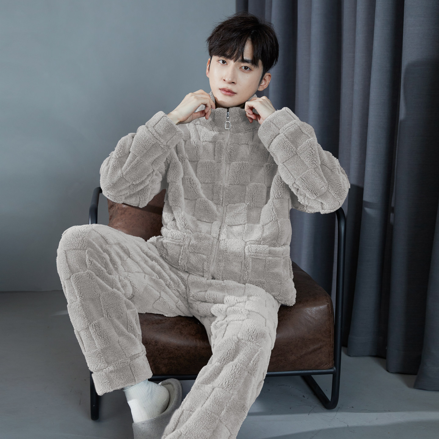 新款秋冬季珊瑚绒长袖长裤男士简约家居服法兰绒加厚保暖套装外穿,淘宝优惠券,粉丝福利购,淘宝优惠卷