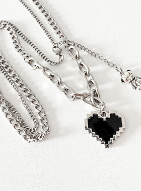 爱心小熊吊坠项链甜酷毛衣