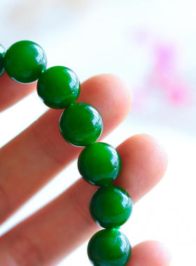 和田玉手链手串高品质正阳绿碧玉女款油脂感强12mm2天鉴赏带证书