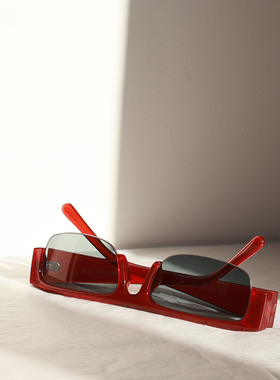 李沁同款黑色半框复古眼镜男女款潮中古风素颜凹造型装饰平光眼镜