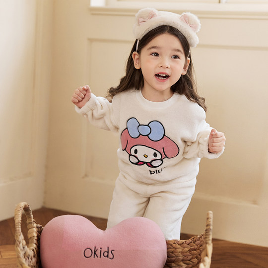 小O宝童装 宝宝法兰绒家居服女2025冬装新款女童保暖可外穿睡衣