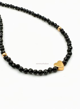 天然黑色尖晶石小爱心项链