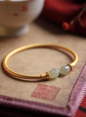 中国民族风手镯女古法金兰花开口弹簧复古镯手饰手链妈妈礼物饰品