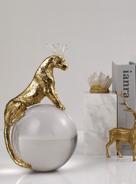 新中式风黄铜老虎玄关水晶球摆件