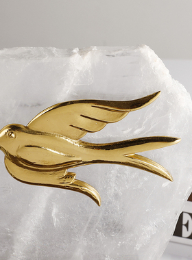 新中式风黄铜飞鸟软装饰水晶石