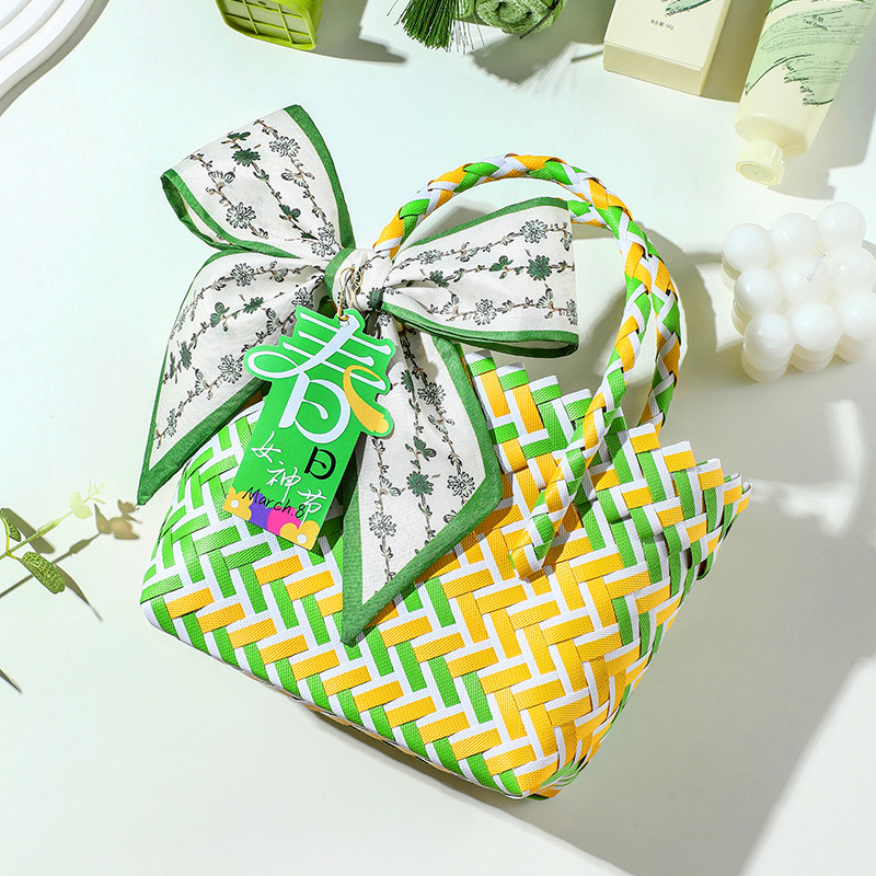 38女神节2025新款三八妇女节礼物公司送女员工3.8实用伴手礼定制