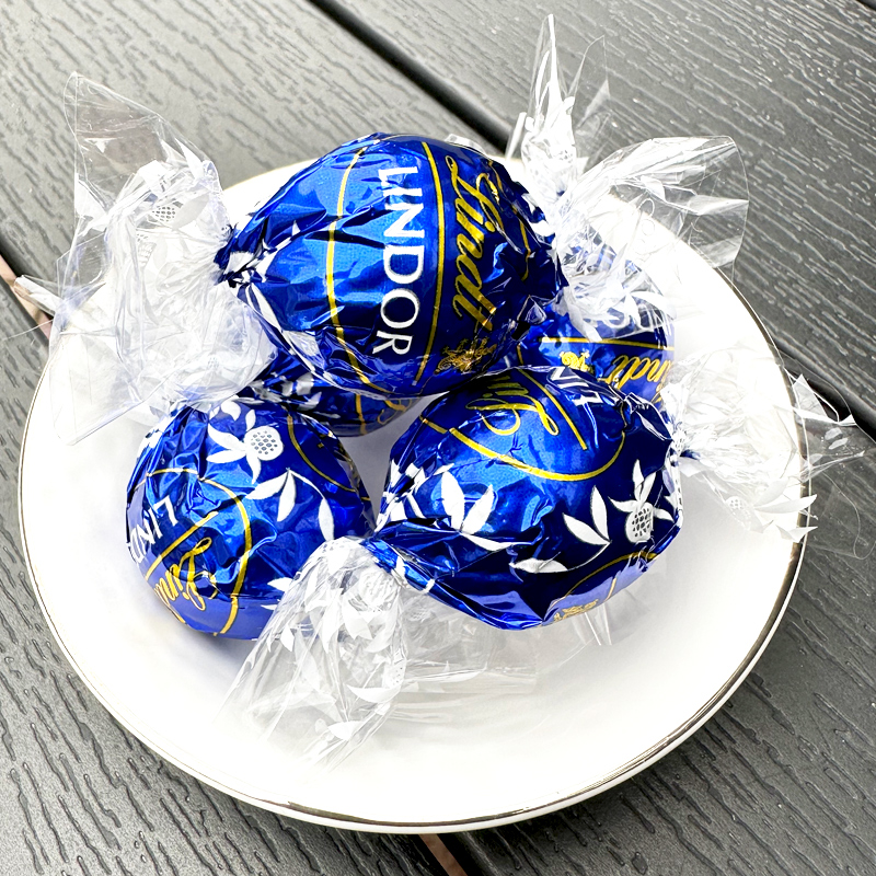 进口礼物 Lindt瑞士莲软心球lindor 70%特浓黑巧克力600g婚庆喜糖