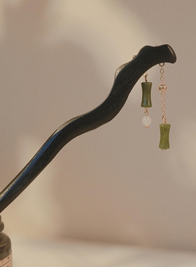 古风流苏旗袍盘发发簪女