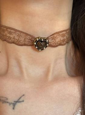 [楼哈哈]原创秋冬棕色系复古短款choker颈带蕾丝少女心脖链锁骨链