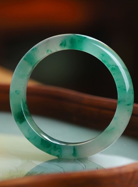 非洲翠玉手镯独龙玉冰飘花玉镯老坑飘阳绿镯子翡翠色正圈现货批发