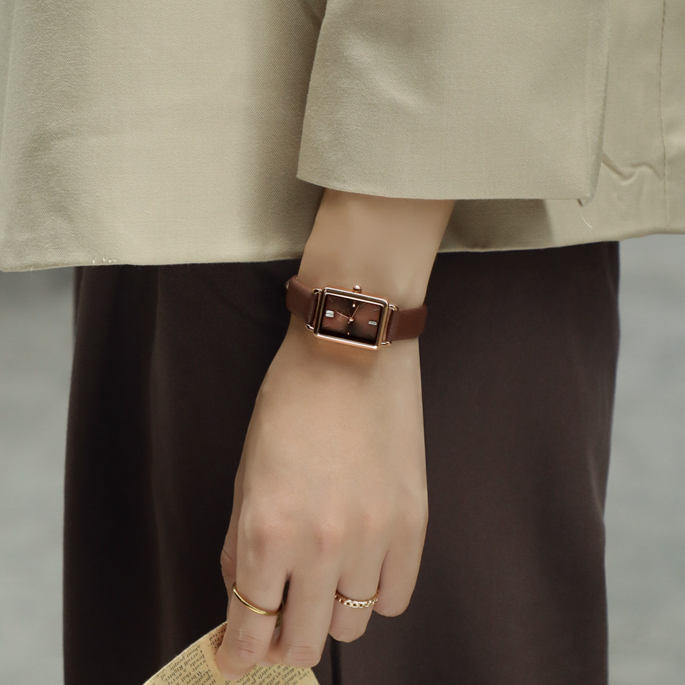 ins小众设计轻奢复古女士名牌手表 歌迪诗楷国产腕表