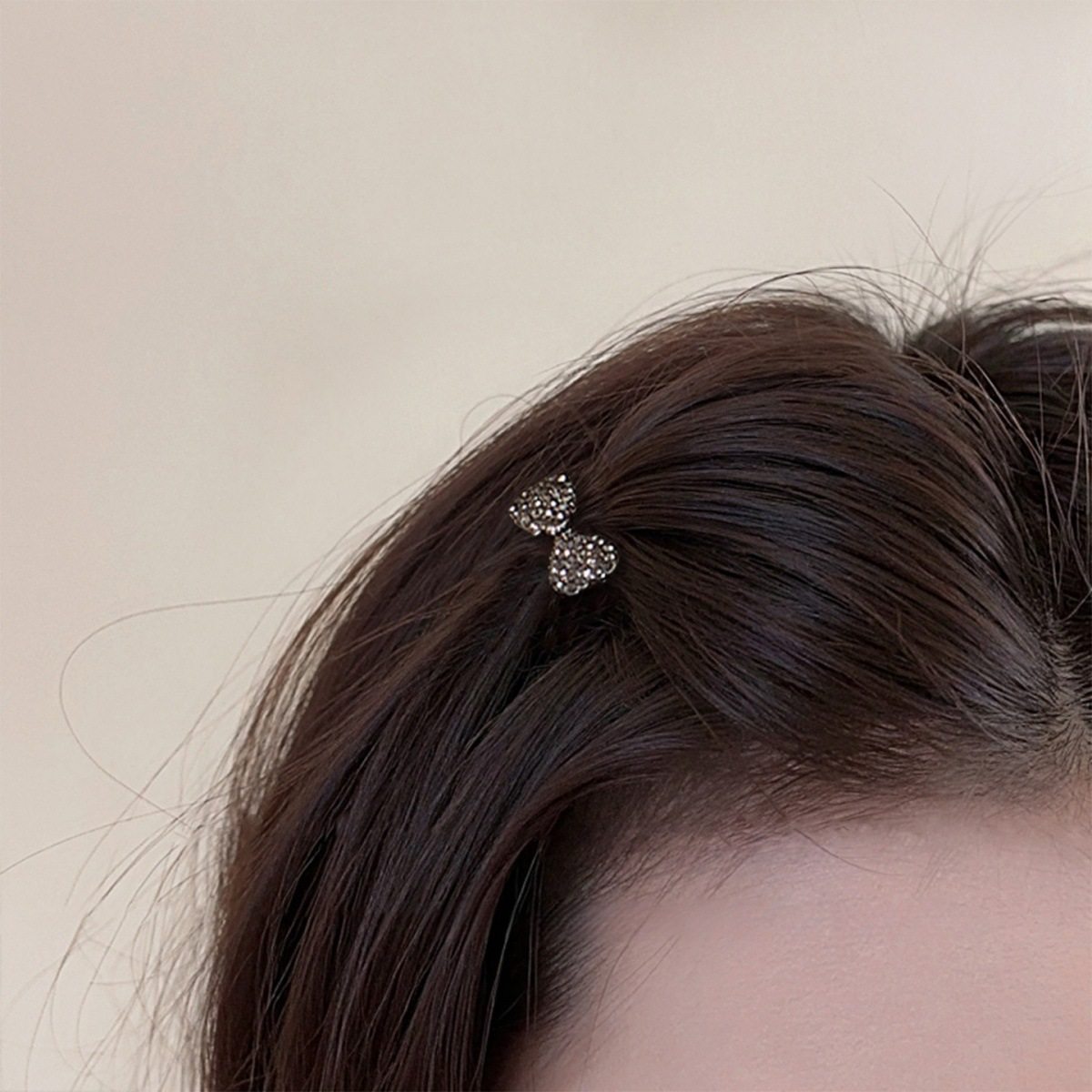 迷你灰水钻蝴蝶结发夹侧边夹轻奢高级感前额碎发夹可爱小夹子发卡,淘宝优惠券,粉丝福利购,淘宝优惠卷
