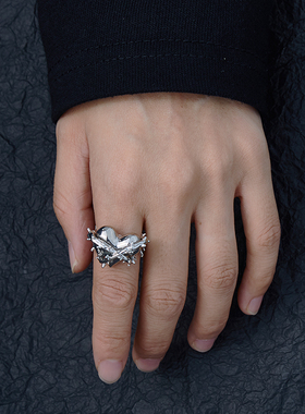 CAIMOUCAIMOU荆棘爱心男士戒指