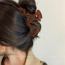 French LastKiss velvet grip large number advanced senses Maillard shark clip female autumn winter rear brain spoon hairpin