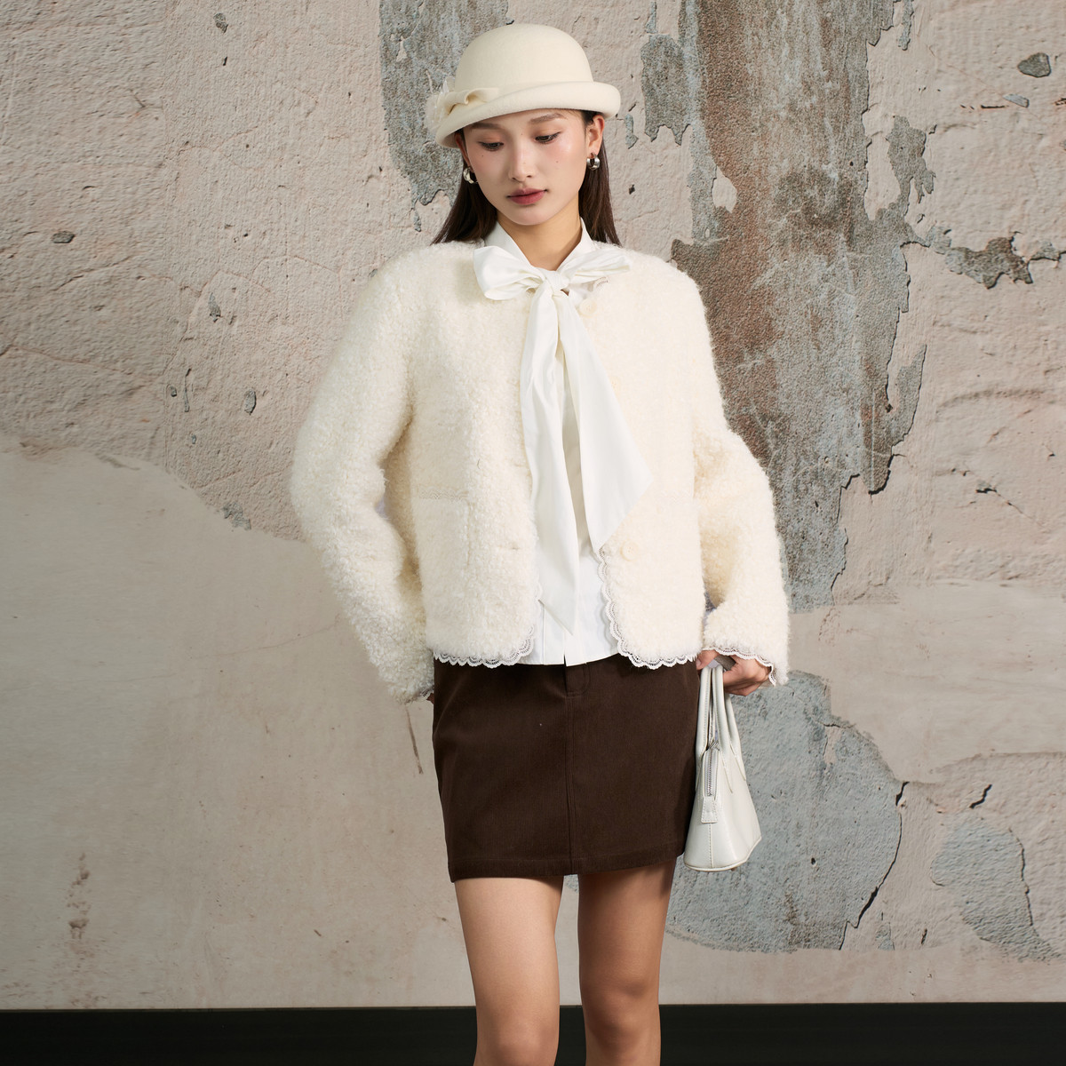 西町村屋韩系风外套女装2025冬季新款温柔感拼蕾丝外套XHAD10594,淘宝优惠券,粉丝福利购,淘宝优惠卷