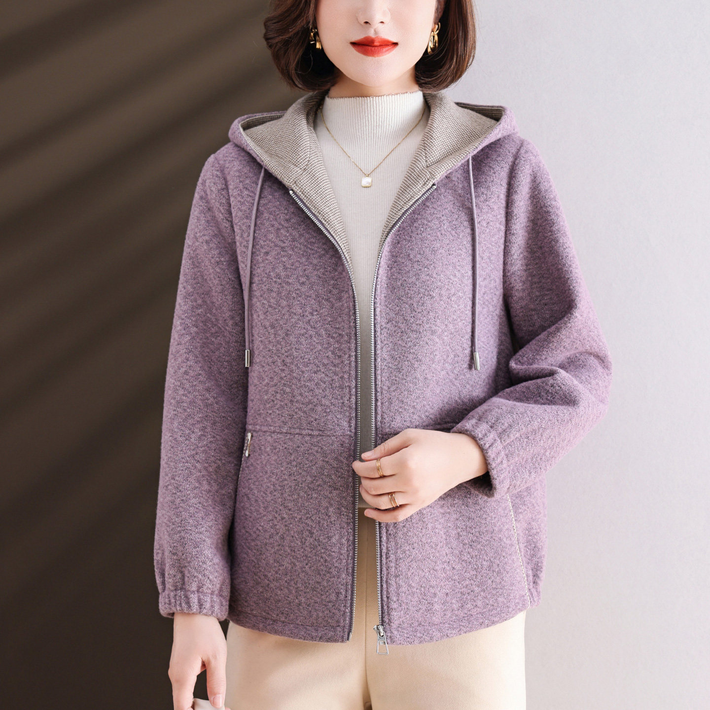 时尚妈妈冬季厚款今年新款连帽拉链毛呢外套中老年女洋气显瘦上衣,淘宝优惠券,粉丝福利购,淘宝优惠卷